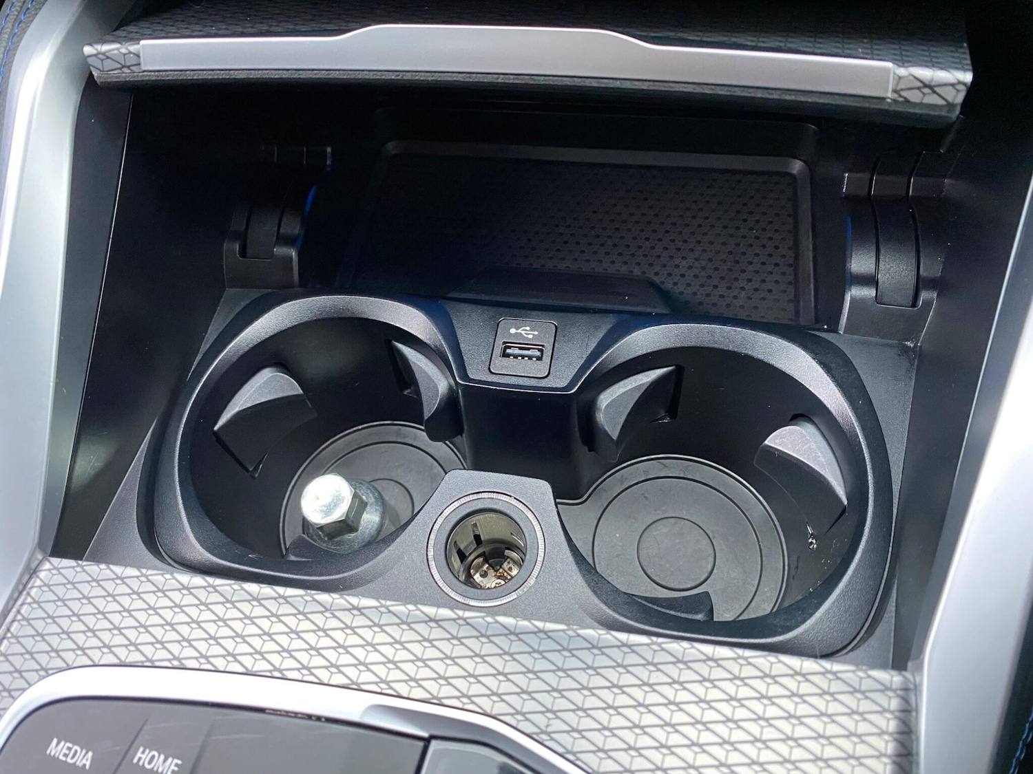 Used BMW i4 2022 for sale - 76832591: Photo 41