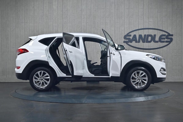 Used Hyundai TUCSON 2018 for sale - 76060546: Photo 10