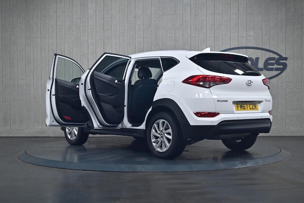 Used Hyundai TUCSON 2018 for sale - 76060546: Photo 11