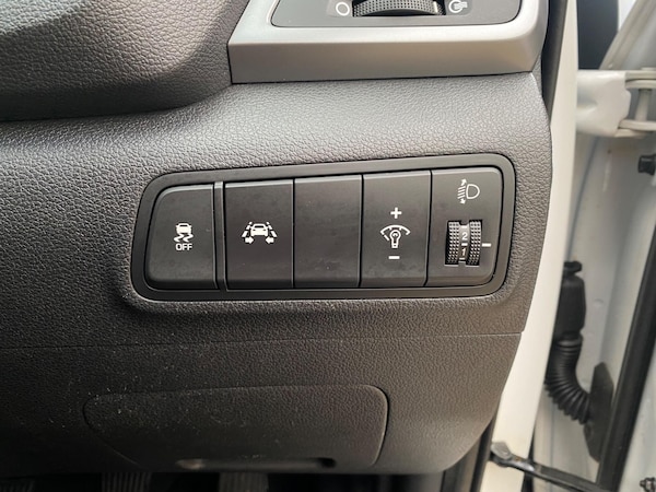 Used Hyundai TUCSON 2018 for sale - 76060546: Photo 38