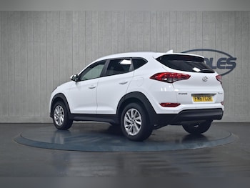 Used Hyundai TUCSON 2018 for sale - 76060546: Photo 4