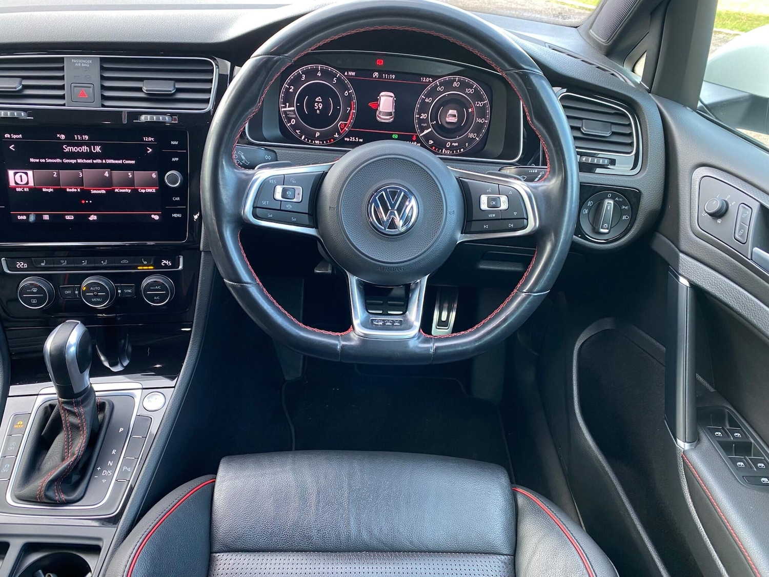 Used Volkswagen Golf for sale - 76995414: Photo 27