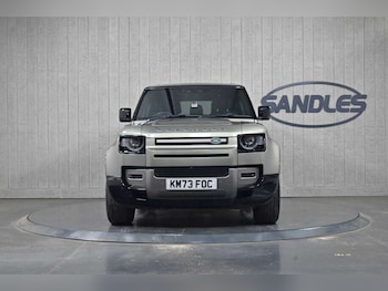 Used Land Rover Defender 90 2023 for sale - 79513927: Photo