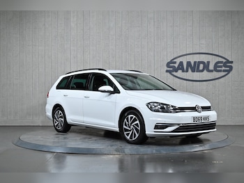 Used Volkswagen Golf 2019 for sale - 78260399: Photo