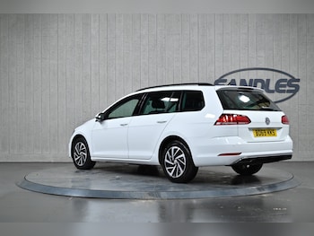 Used Volkswagen Golf 2019 for sale - 78260399: Photo
