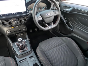 Used Ford Focus 2022 for sale - 77753056: Photo