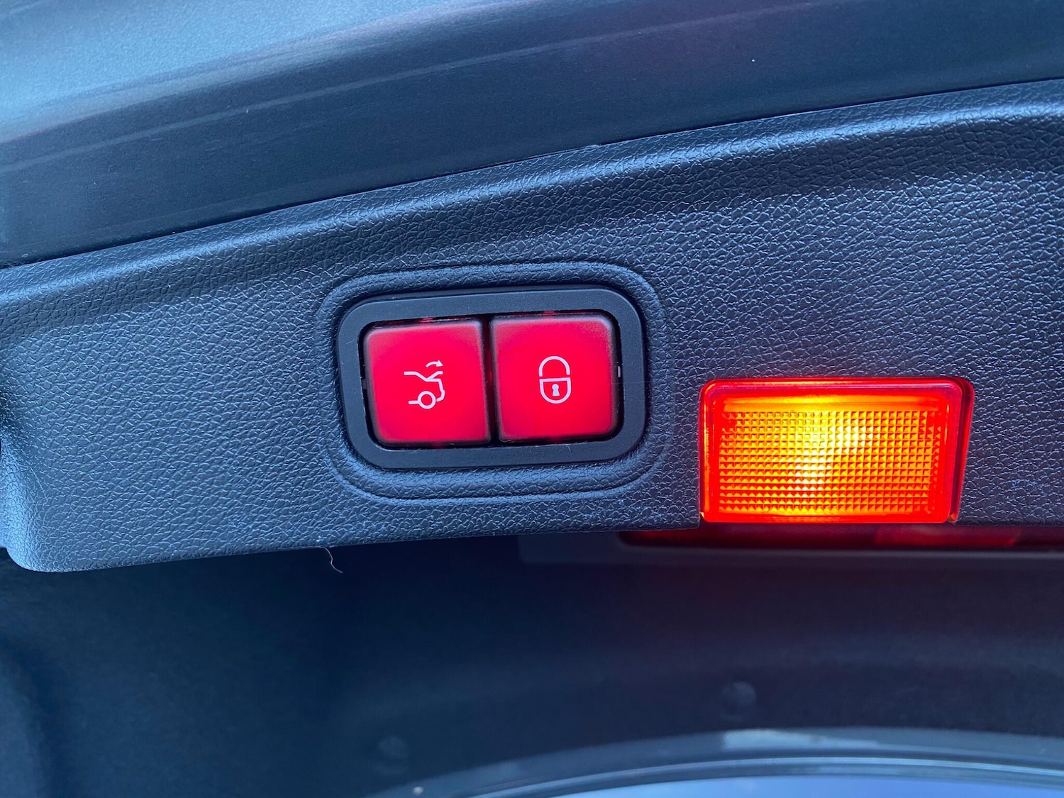 Used Mercedes-Benz C Class 2018 for sale - 78085907: Photo 52