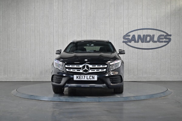Used Mercedes-Benz GLA 2017 for sale - 76159119: Photo 2