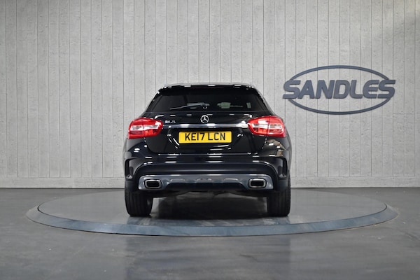 Used Mercedes-Benz GLA 2017 for sale - 76159119: Photo 5