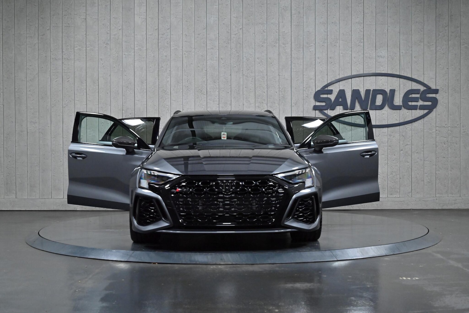 Used Audi RS3 2023 for sale - 76927024: Photo 10