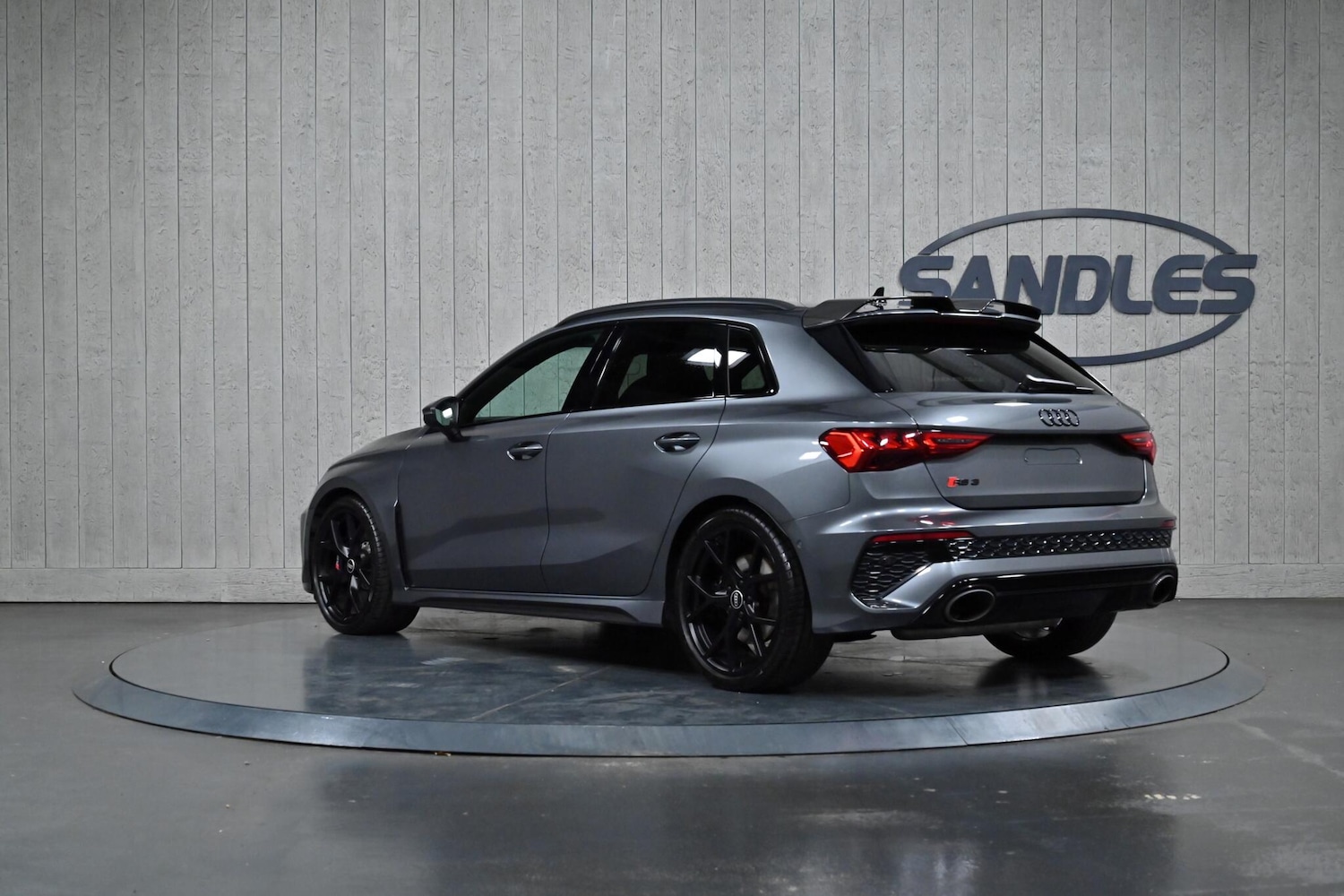 Used Audi RS3 2023 for sale - 76927024: Photo 4