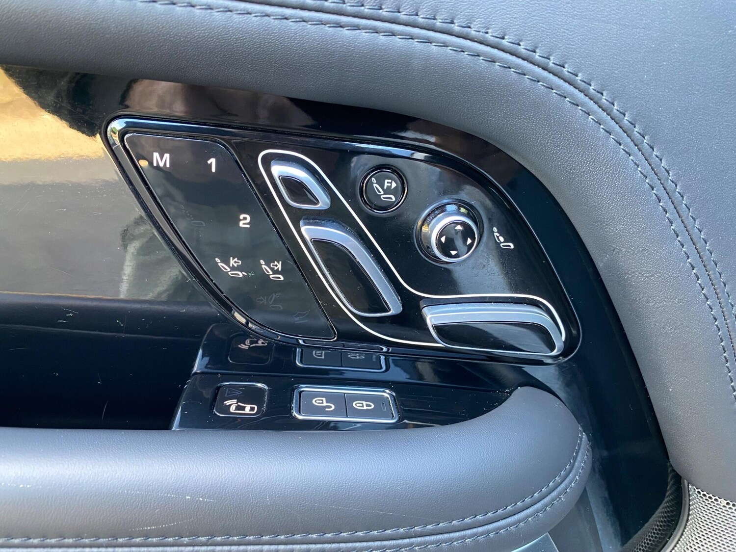 Used Land Rover Range Rover 2018 for sale - 75809907: Photo 60