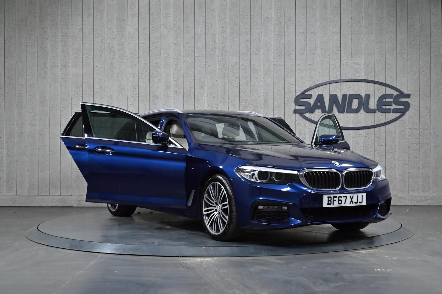 Used BMW 5 Series 2017 for sale - 77574109: Photo 10