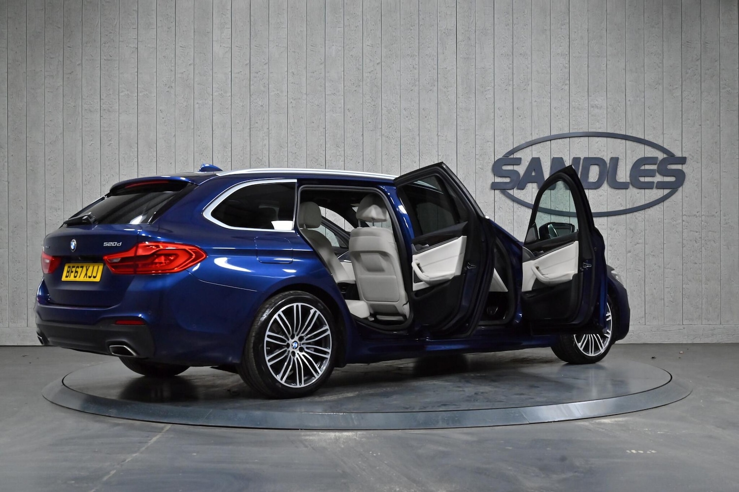 Used BMW 5 Series 2017 for sale - 77574109: Photo 15