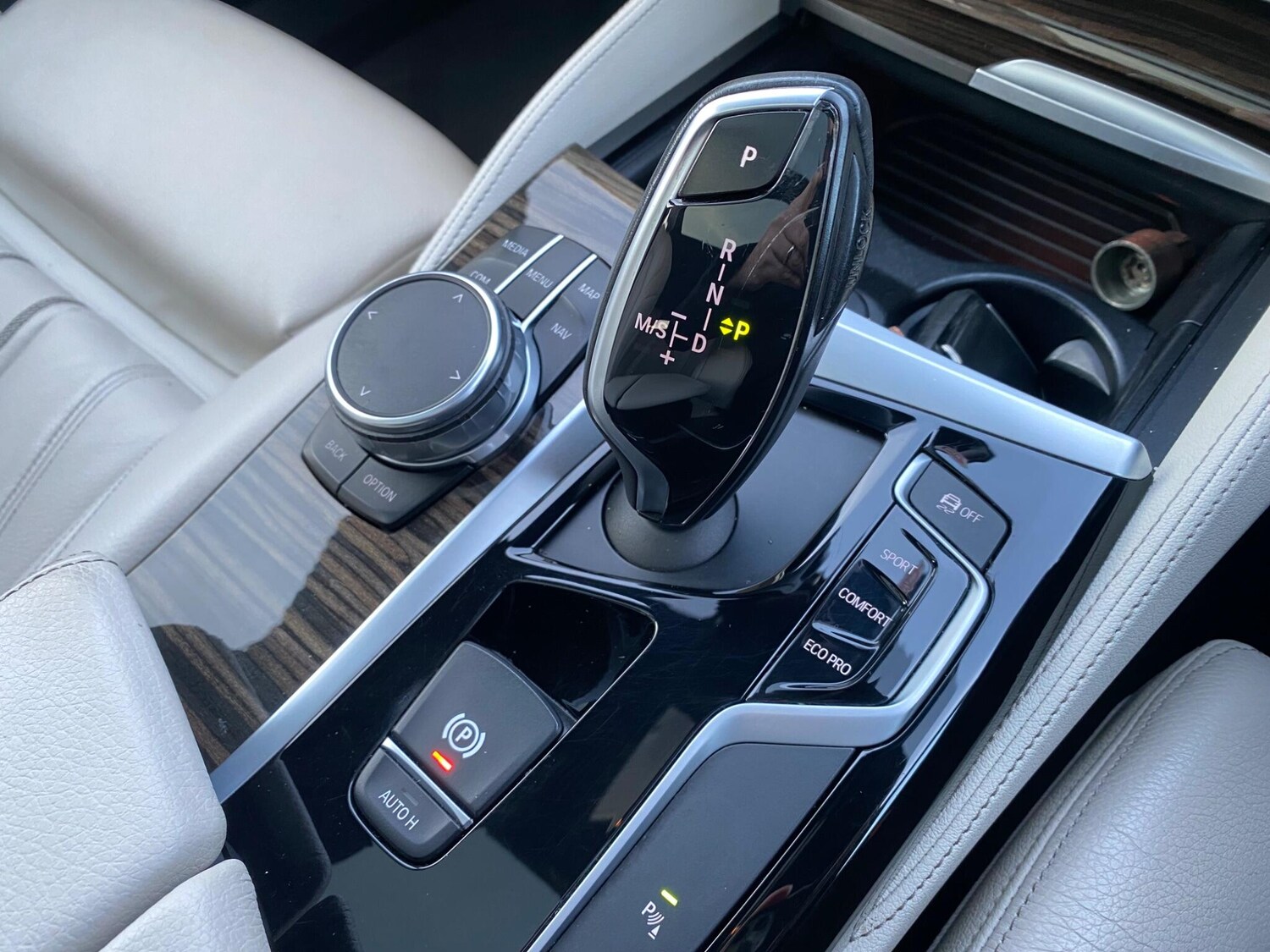 Used BMW 5 Series 2017 for sale - 77574109: Photo 36