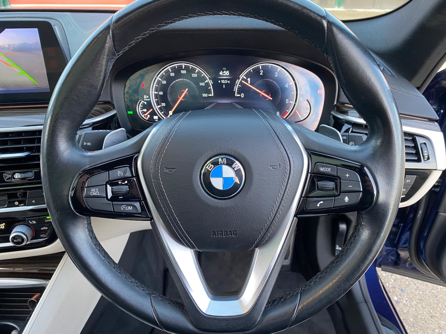 Used BMW 5 Series 2017 for sale - 77574109: Photo 40