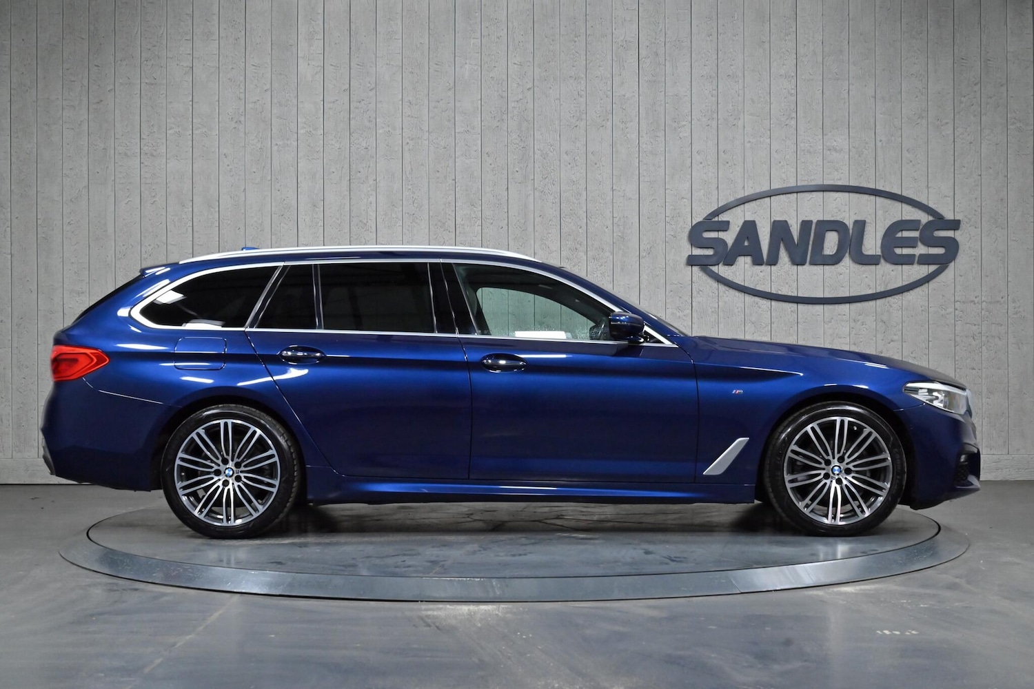 Used BMW 5 Series 2017 for sale - 77574109: Photo 5