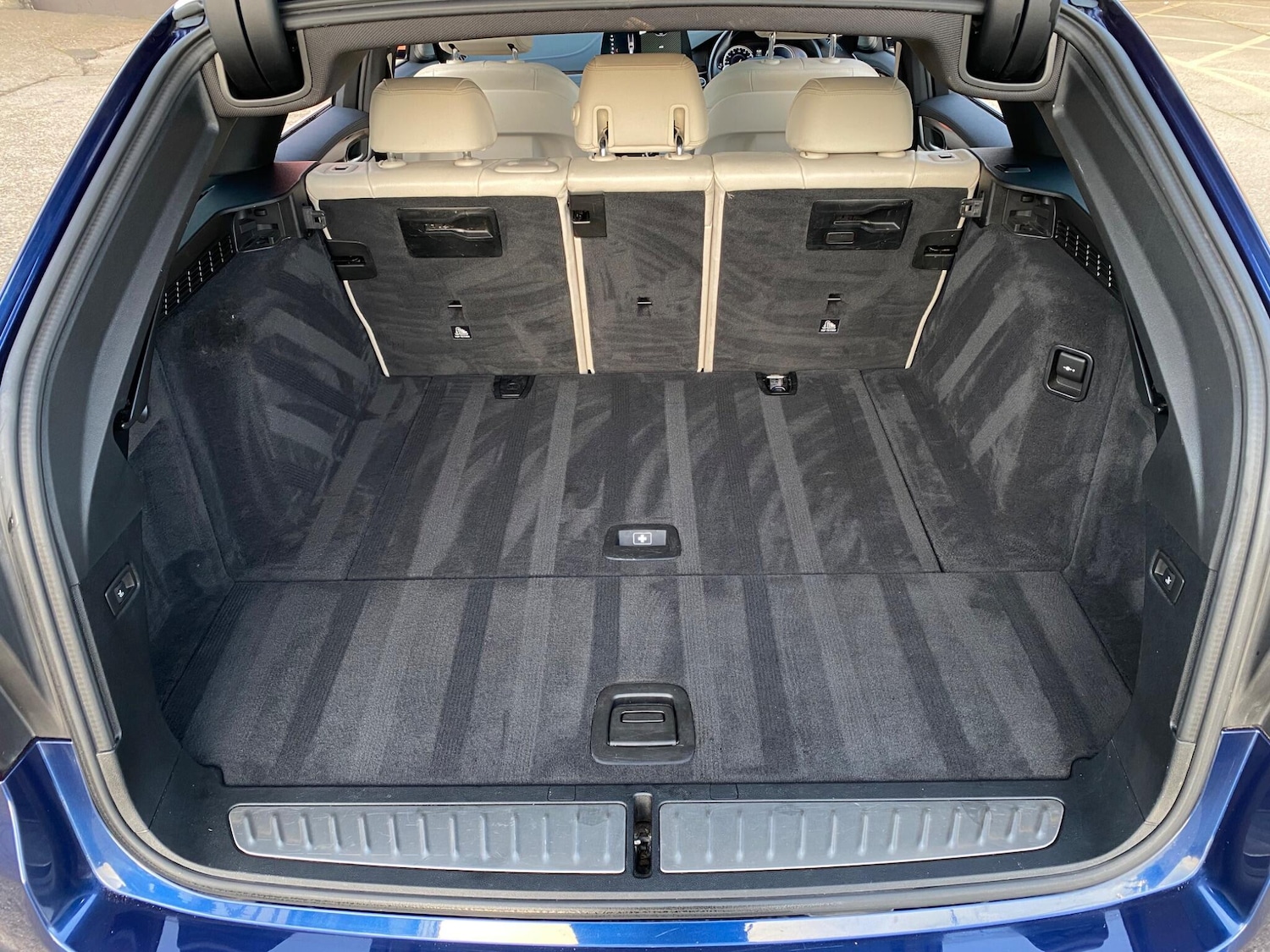 Used BMW 5 Series 2017 for sale - 77574109: Photo 53