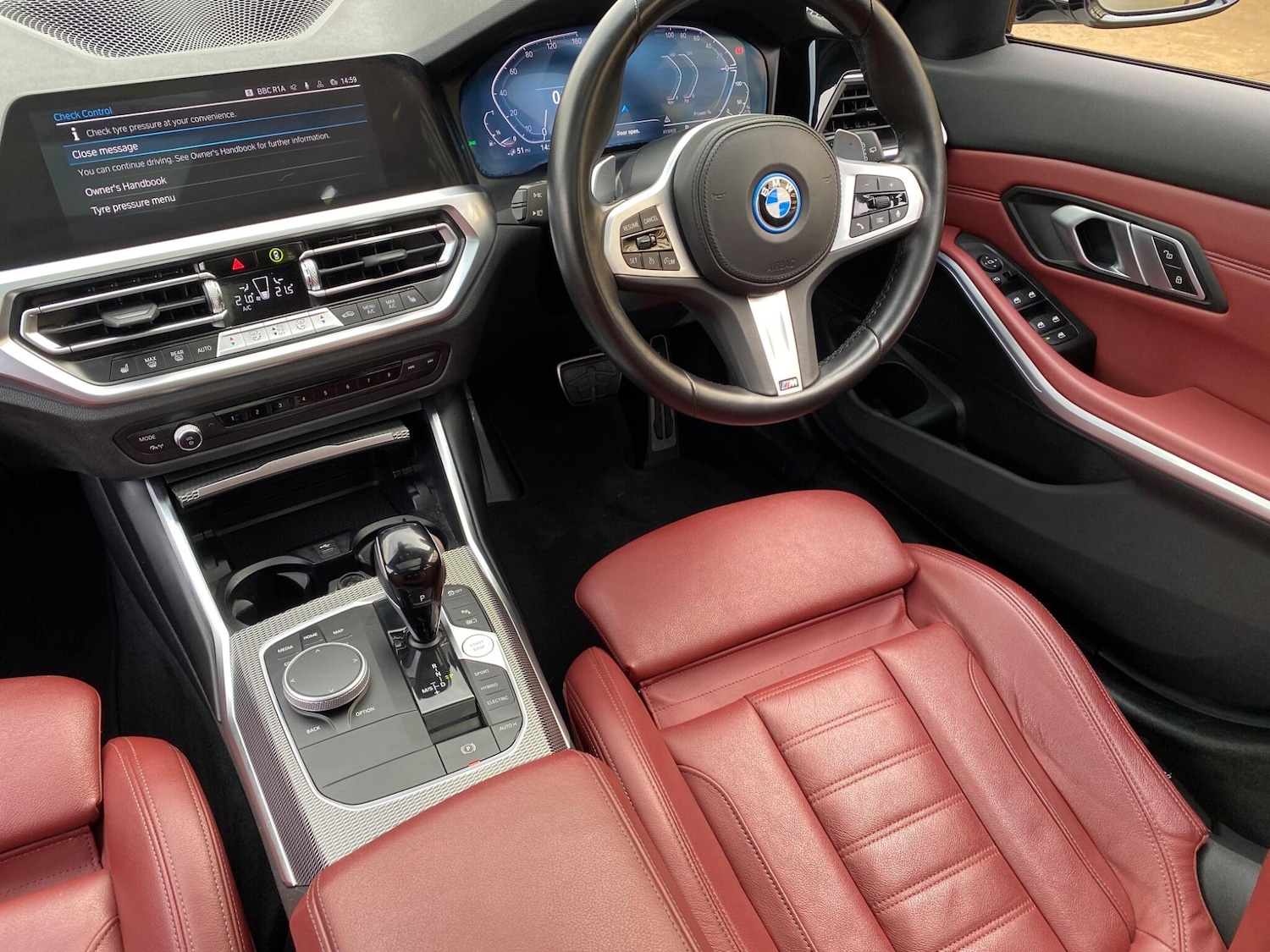 Used BMW 3 Series 2022 for sale - 77455978: Photo 2