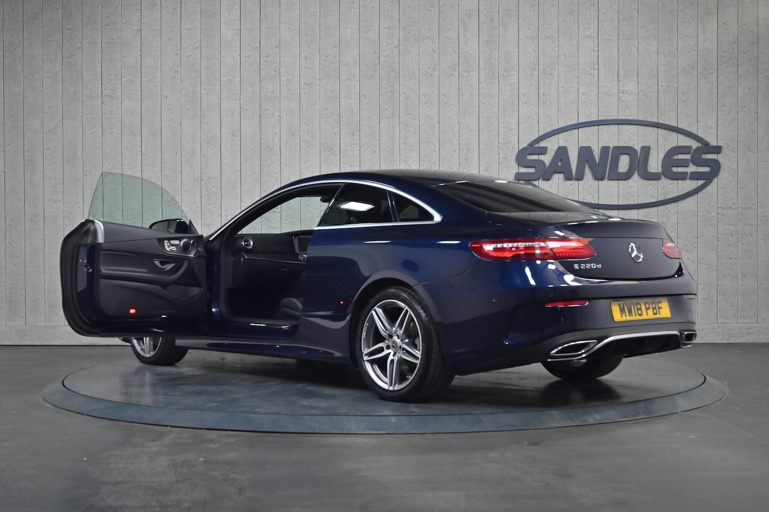 Used Mercedes-Benz E Class 2018 for sale - 76026657: Photo 11