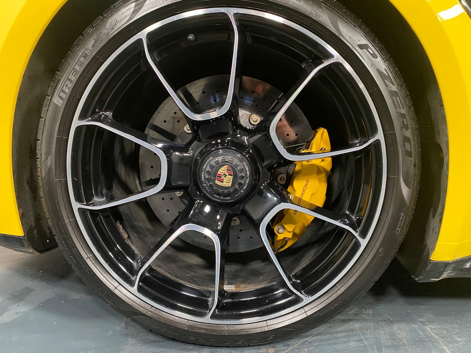 Used Porsche 911 2022 for sale - 76360623: Photo 18