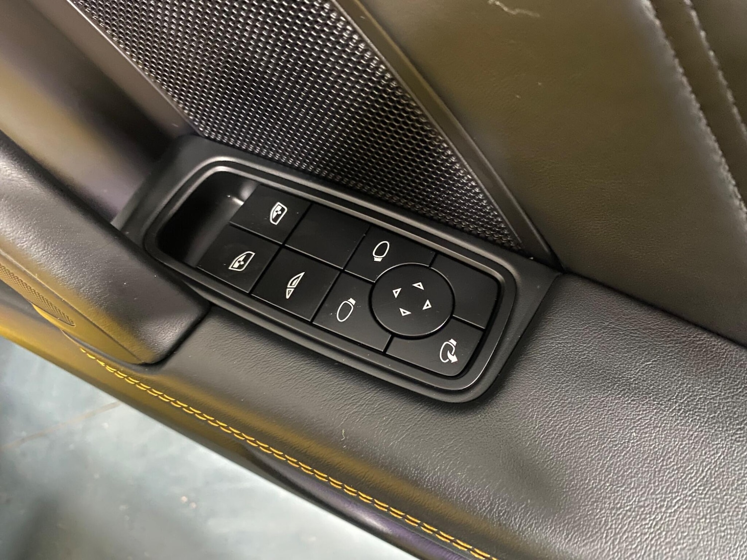 Used Porsche 911 2022 for sale - 76360623: Photo 51