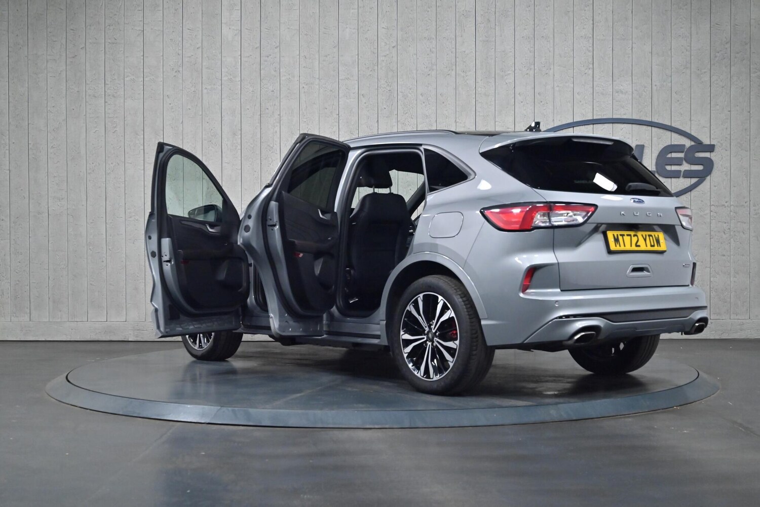 Used Ford Kuga 2022 for sale - 75669292: Photo 11