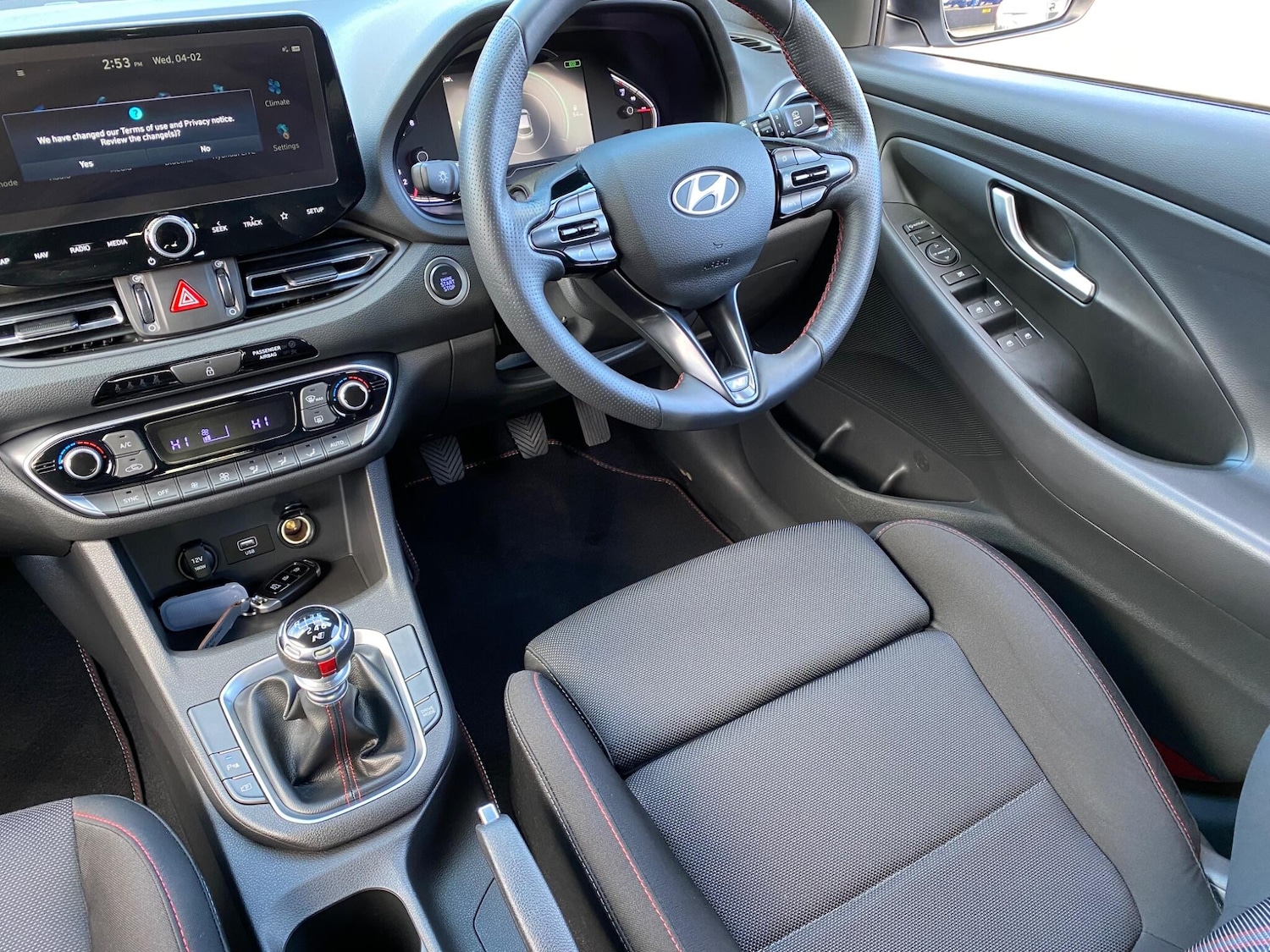 Used Hyundai i30 2023 for sale - 77266796: Photo 2