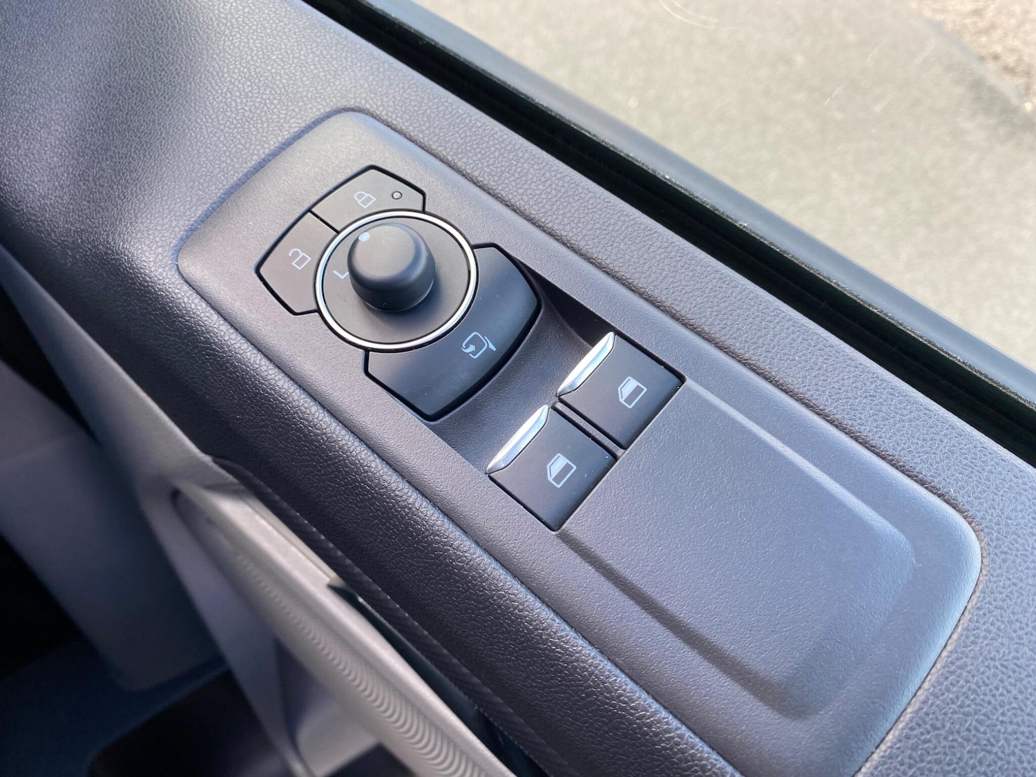 Used Ford Transit Custom 2025 for sale - 76484362: Photo 33