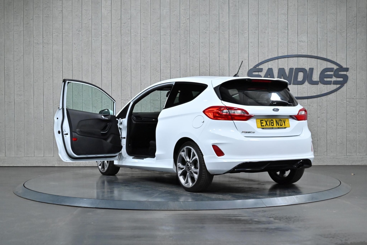 Used Ford Fiesta 2018 for sale - 76993283: Photo 12