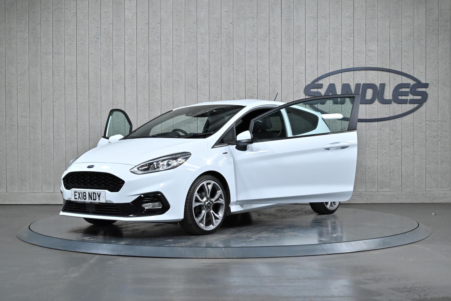 Used Ford Fiesta 2018 for sale - 76993283: Photo 15