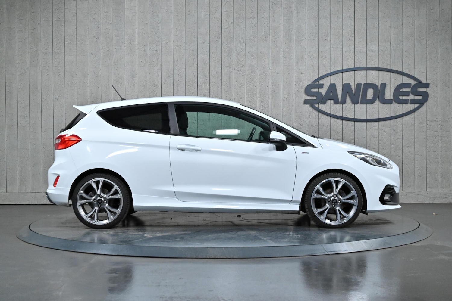 Used Ford Fiesta 2018 for sale - 76993283: Photo 3