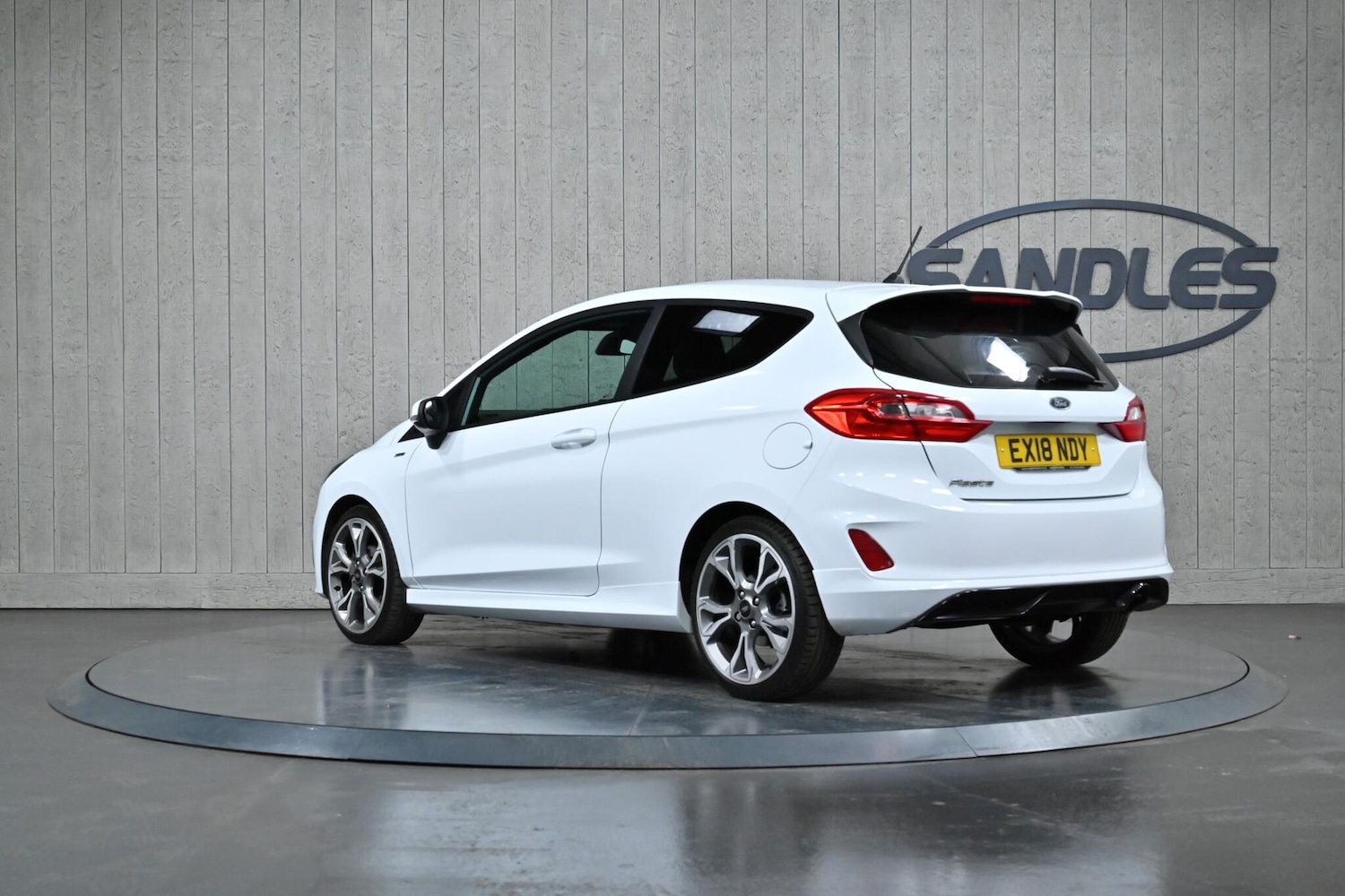 Used Ford Fiesta 2018 for sale - 76993283: Photo 4