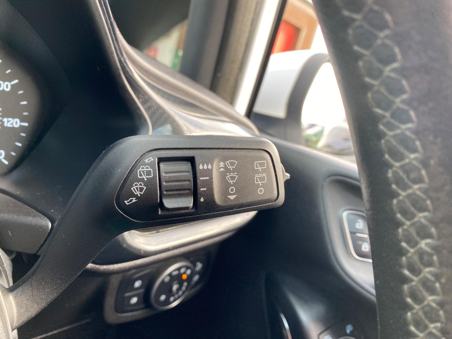 Used Ford Fiesta 2018 for sale - 76993283: Photo 42