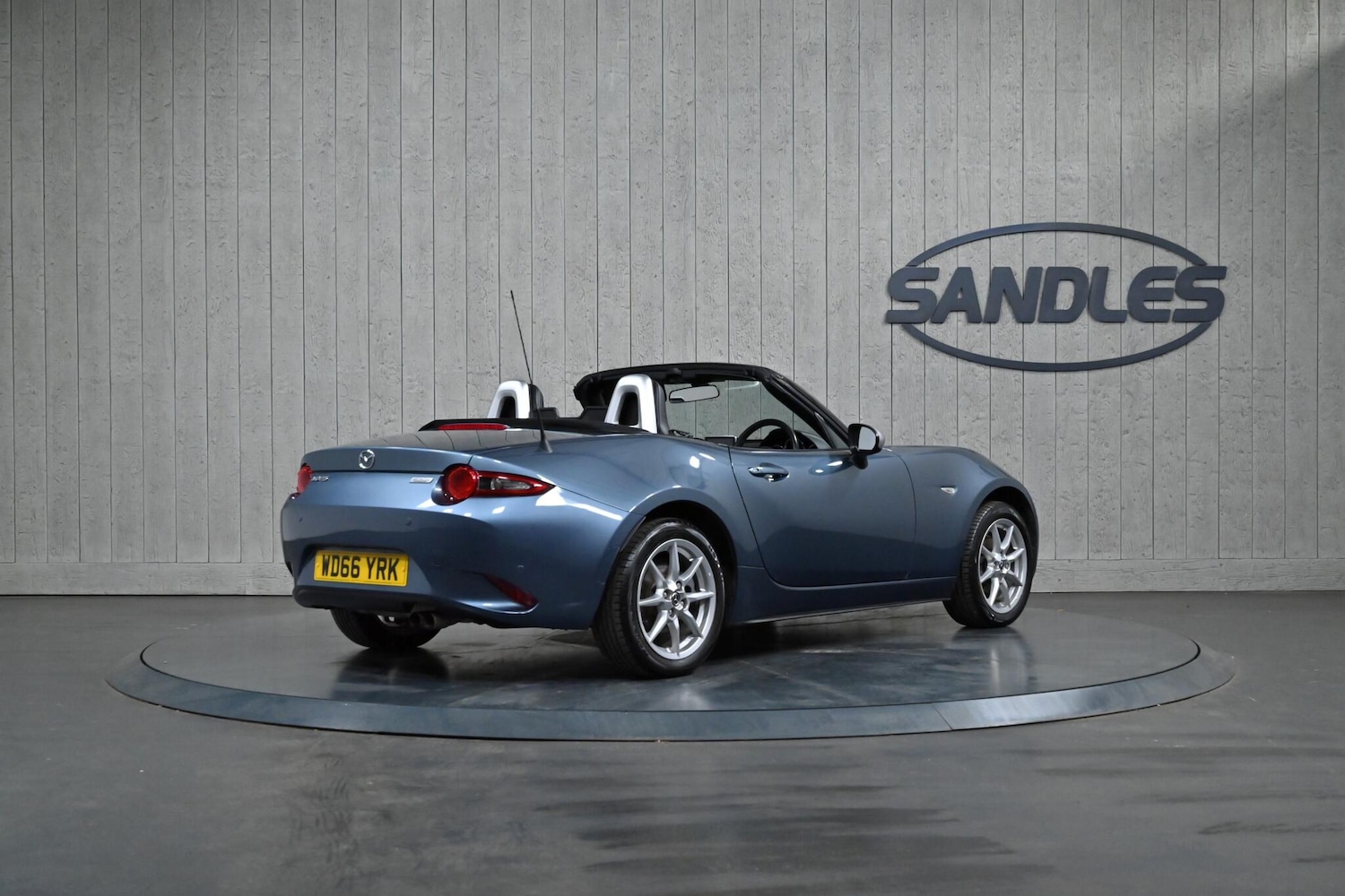 Used Mazda MX-5 2017 for sale - 76337047: Photo 6
