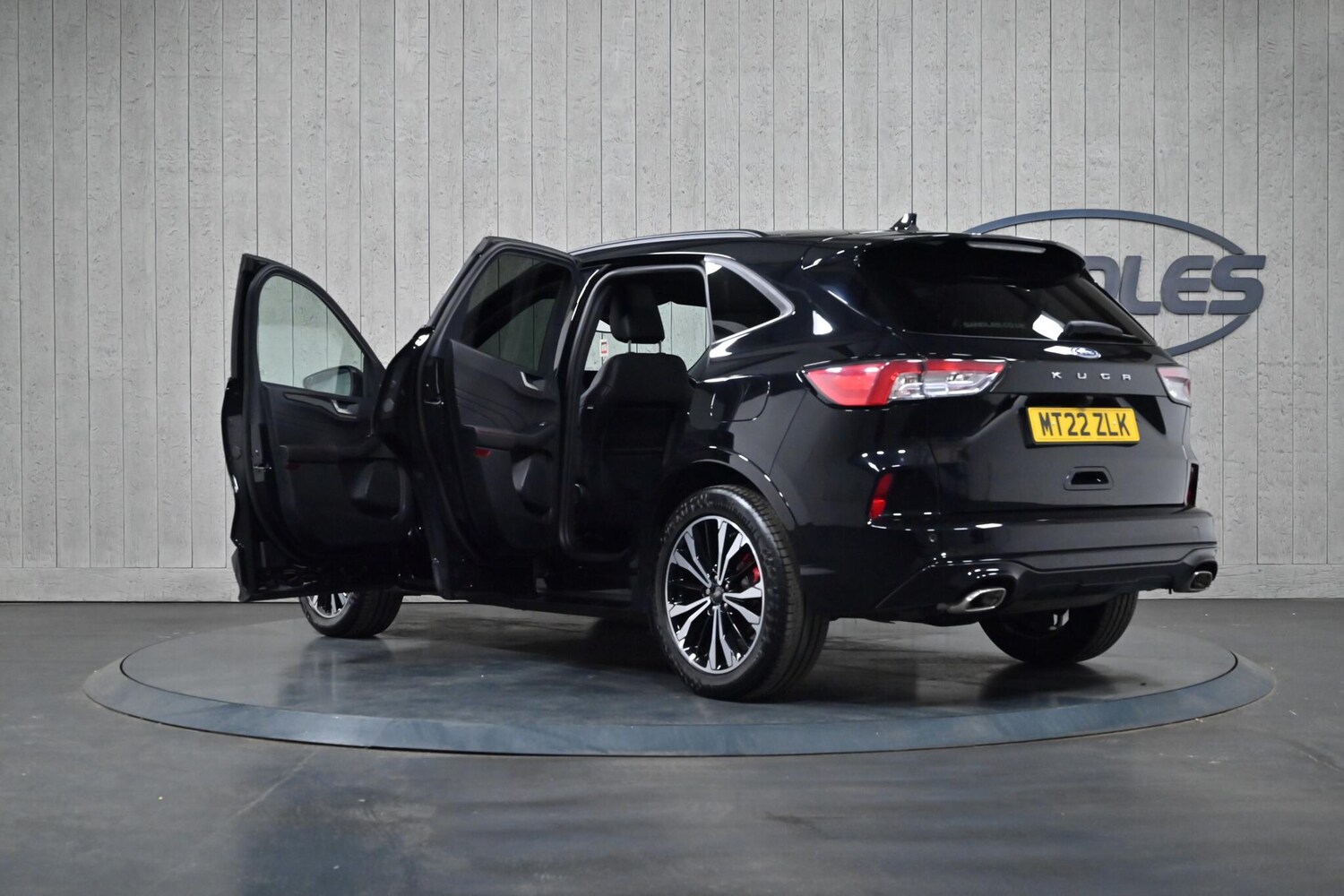 Used Ford Kuga 2022 for sale - 75838358: Photo 11