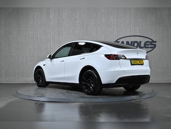 Used Tesla Model Y 2022 for sale - 77174535: Photo