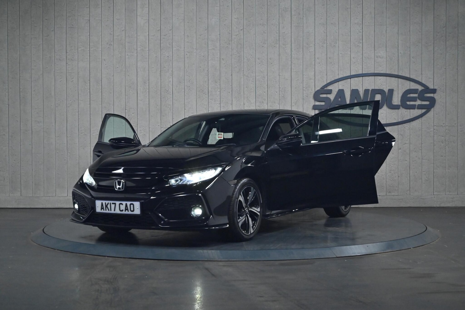 Used Honda Civic 2017 for sale - 76283064: Photo 14