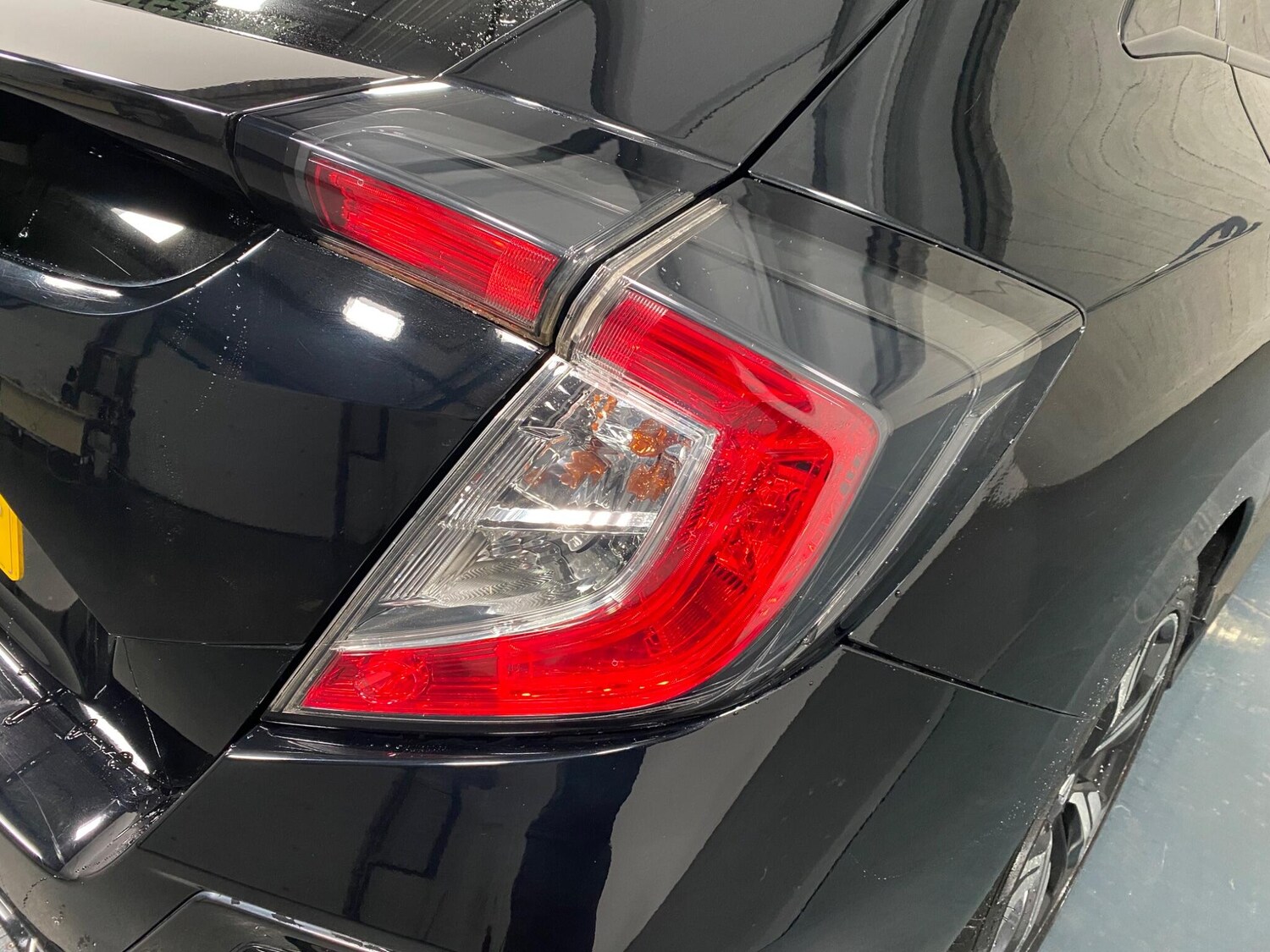 Used Honda Civic 2017 for sale - 76283064: Photo 23