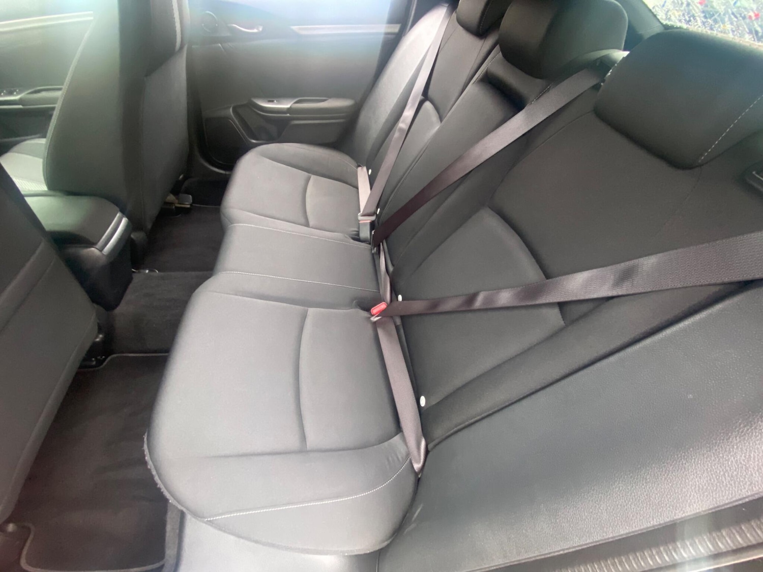 Used Honda Civic 2017 for sale - 76283064: Photo 30