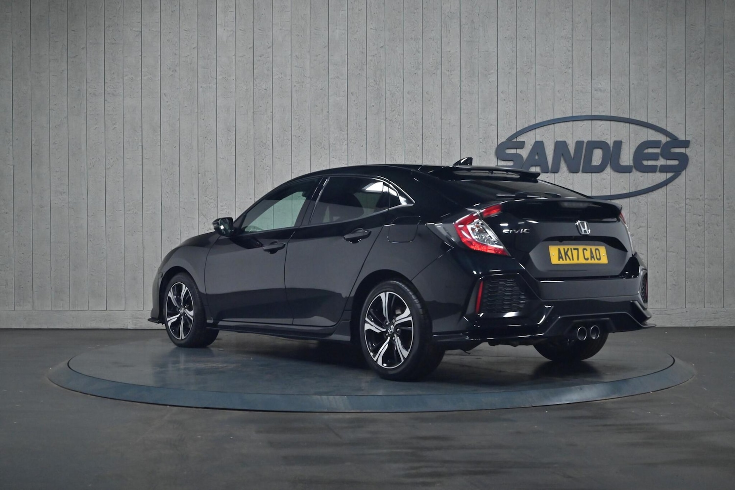 Used Honda Civic 2017 for sale - 76283064: Photo 4