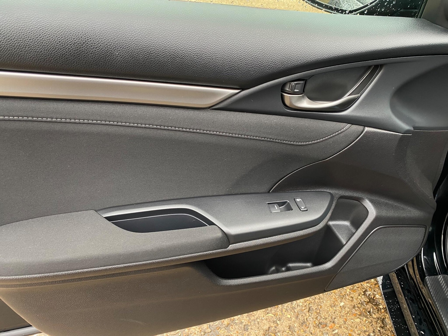 Used Honda Civic 2017 for sale - 76283064: Photo 50