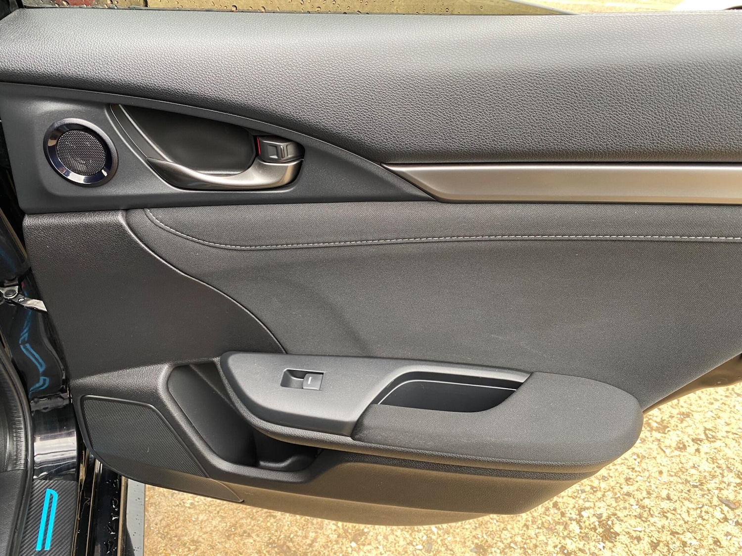 Used Honda Civic 2017 for sale - 76283064: Photo 51