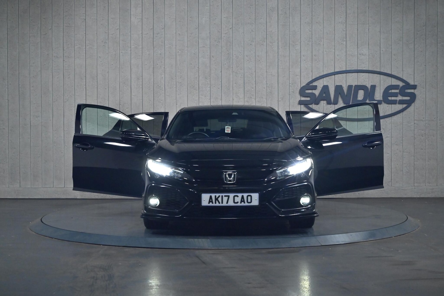 Used Honda Civic 2017 for sale - 76283064: Photo 9