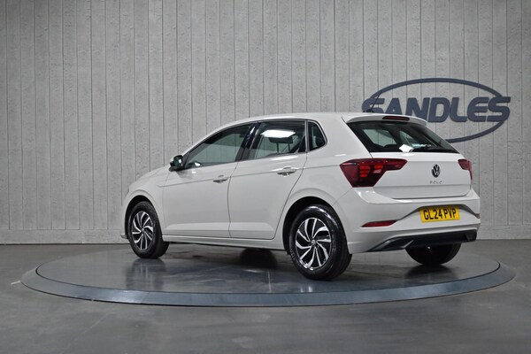 Used Volkswagen Polo 2024 for sale - 75519572: Photo 4