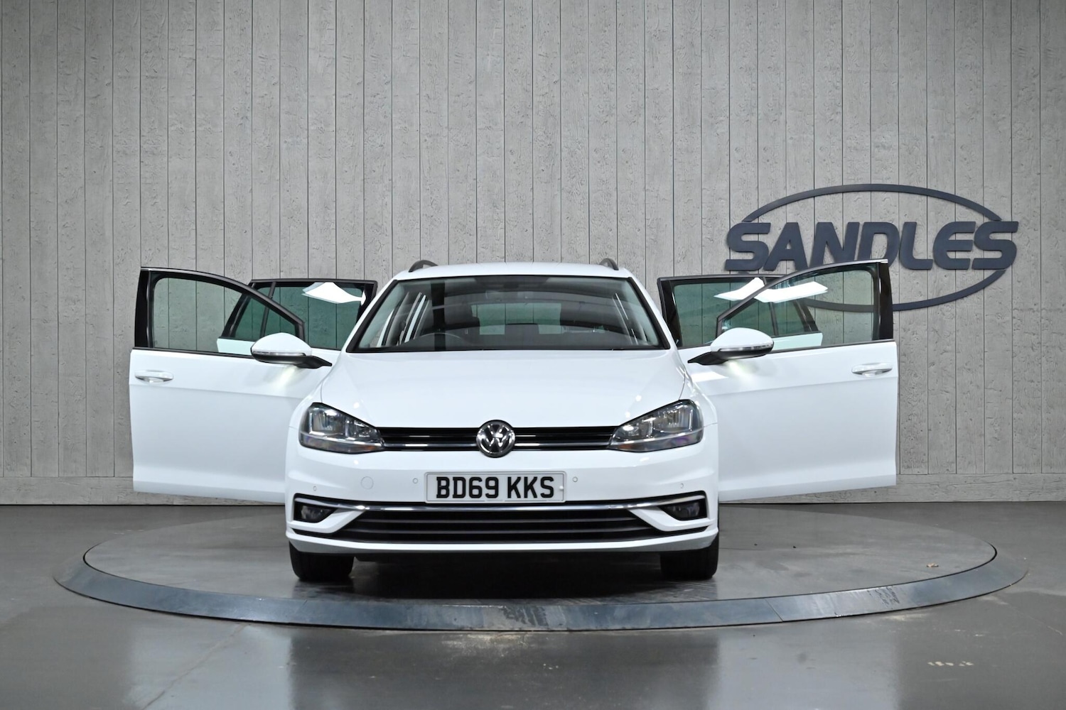 Used Volkswagen Golf 2019 for sale - 77440557: Photo 11