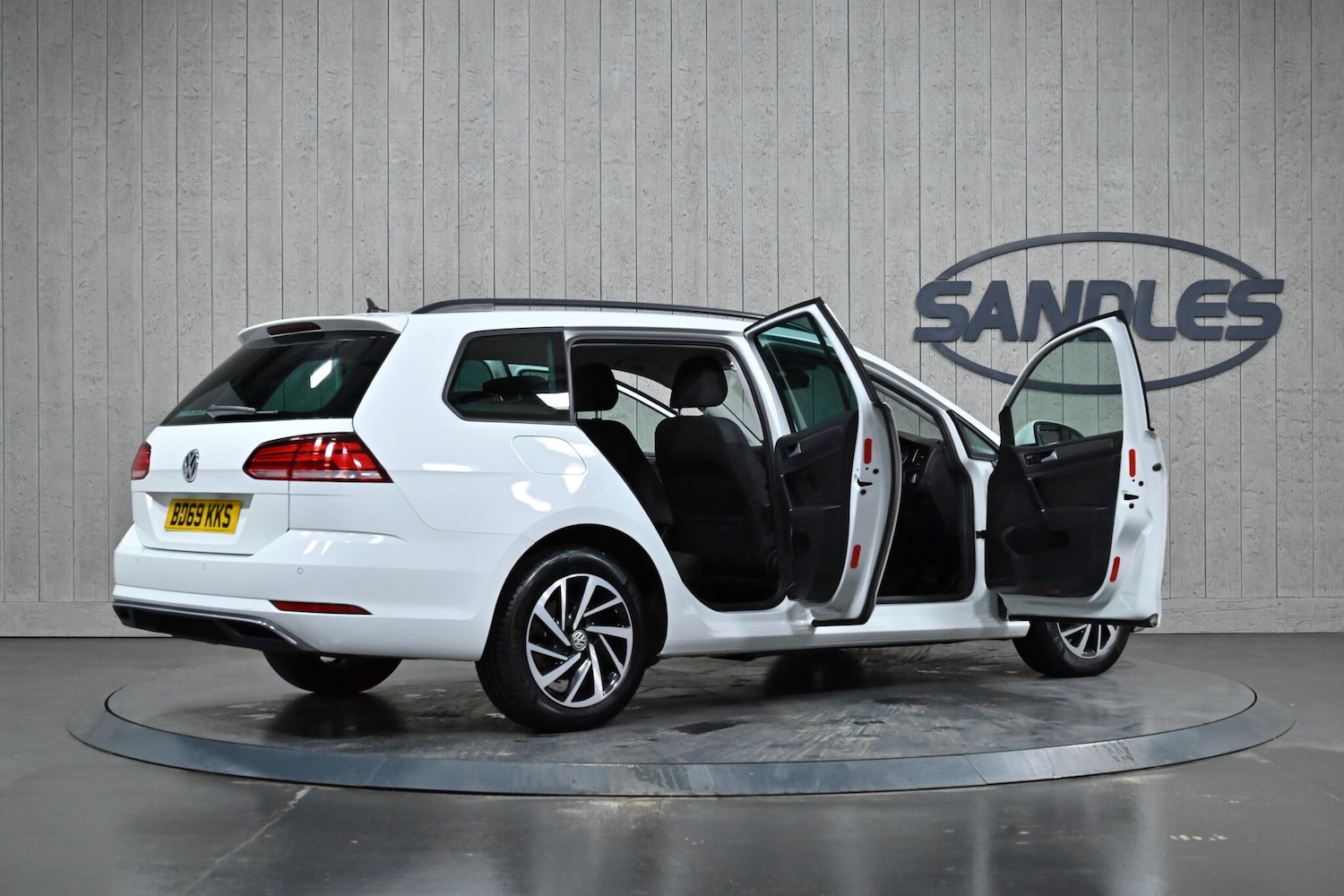 Used Volkswagen Golf 2019 for sale - 77440557: Photo 15