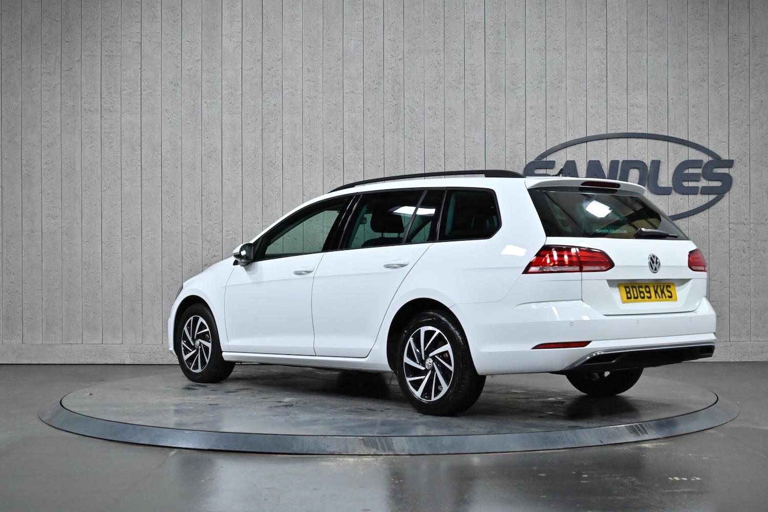 Used Volkswagen Golf 2019 for sale - 77440557: Photo 3