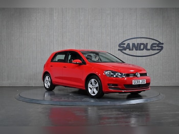 Volkswagen - Golf