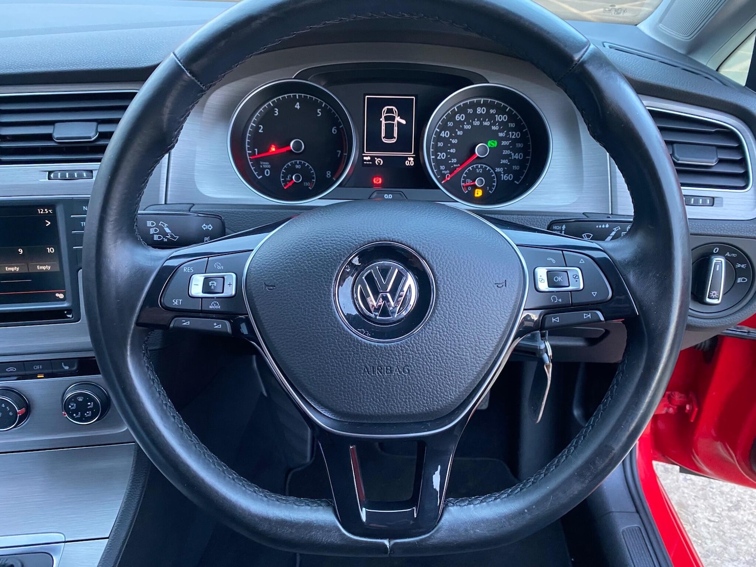 Used Volkswagen Golf 2016 for sale - 76325929: Photo 44
